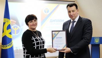 Безработные жители Николаева открывают собственное дело и получают сертификаты на развитие бизнеса на сумму около 270 тысяч гривен