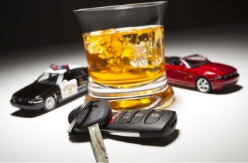 Сколько позволено выпить и когда можно садиться за руль: подсказка для водителей