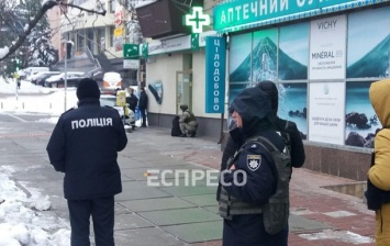 В Киеве КОРД провел спецоперацию в банке