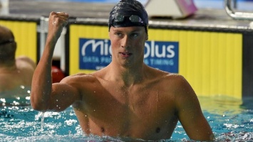Украинец поставил рекорд и стал чемпионом мира по плаванию в 1500-метровке. Видео