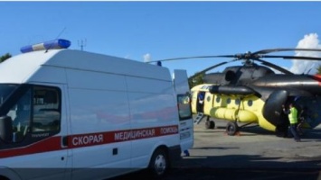 В отдаленные села Тюменской области бригада врачей доставляется авиацией