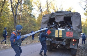 Территории вокруг арсеналов вблизи Ични уже очистили от боеприпасов - Черниговская ОГА