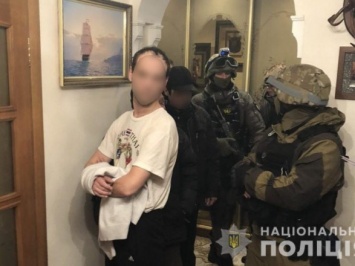 На Украине раскрыли мощную банду чиновников-наркодилеров