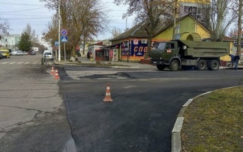 Скадовчане недовольны качеством дорожного ремонта в центре города