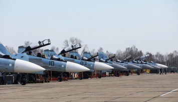 Россия перебрасывает истребители в Крым: аэродром уже подготовлен