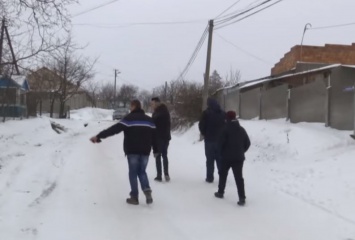 В Черновицкой области подростки привязали санки к джипу. Резкий поворот стал последним для одного из них