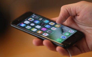 Apple просит от 300 долларов за замену микрофона iPhone 7