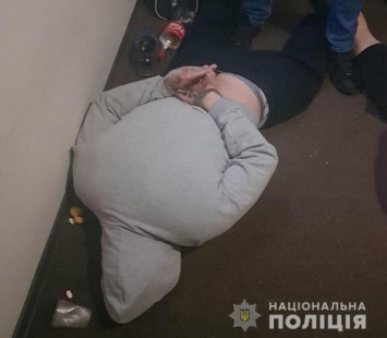 Полиция задержала банду рэкетиров в Хмельницкой области