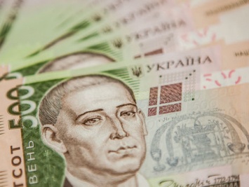Украинцы за рубежом заработали в 2018 году на 43% больше денег, чем в 2017 году - отчет Нацбанка