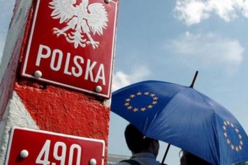 Польша не будет принимать украинцев, которые идут туда пешком
