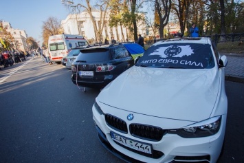 Растаможка "евроблях": обнародован временный порядок таможенного оформления автомобилей