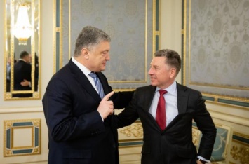Порошенко и Волкер обсудили совместное противодействие ползучей российской оккупации Азова