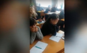 В Сумской области пожилая учительница взяла в заложники пятиклассников