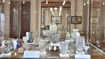 Бесценная коллекция: ФСБ передала музею Тавриды античные украшения и посуду