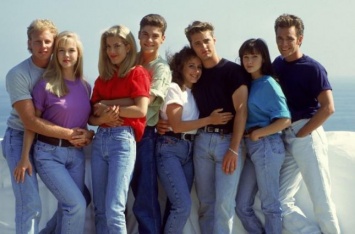 Звезды "Беверли-Хиллз, 90210" сыграют в перезапуске сериала - СМИ