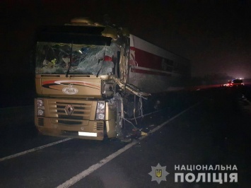 Серьезная авария под Харьковом: водителю оторвало руку (фото)