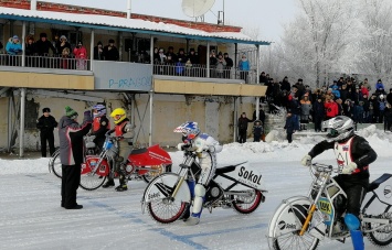В Казахстане сделан шаг к возрождению мотогонок на льду на национальном уровне