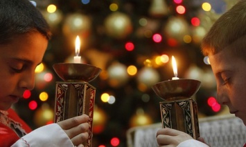 Христиане западного обряда празднуют Рождественский сочельник: Традиции и обычаи