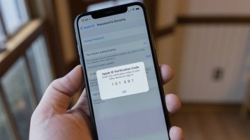 Apple запретила отключать двухфакторную аутентификацию