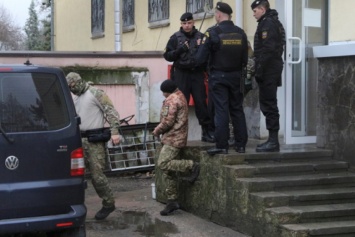 "Суд" оккупантов в Крыму вынес решение по пяти украинским морякам