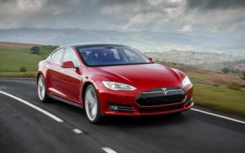 Акции Tesla потеряли в цене 7,6%