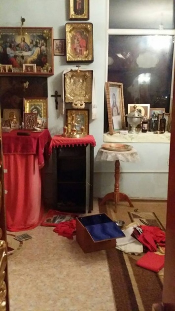 Неизвестные осквернили и обокрали православный храм в Одесской области
