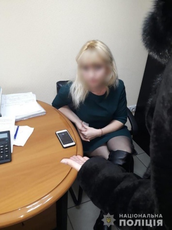 Требовала миллион: руководитель киевского банка попалась на крупной взятке