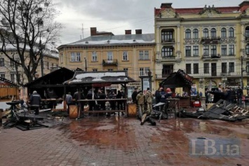 Трех пострадавших от взрыва на рождественской ярмарке во Львове прооперировали