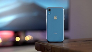 IPhone XR подешевел в России более чем на 10 тысяч рублей