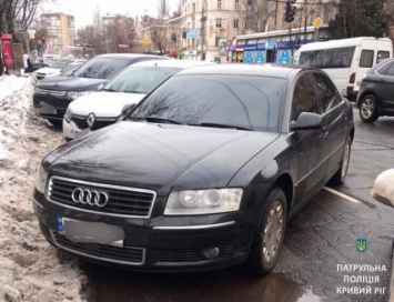 Криворожские патрульные нашли два авто, которые были в розыске