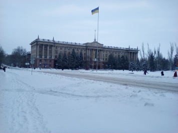 ТРАНСЛЯЦИЯ: В Николаеве депутаты собрались на внеочередную сессию горсовета, но кворума нет