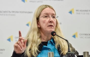 Уголь не помощник: Супрун рассказала, как правильно пить алкоголь