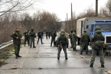 Часть заключенных из Луганска, переданных Украине в начале декабря, были завербованы "ЛНР"