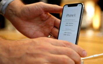 В России начались официальные продажи восстановленных iPhone X