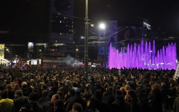 В Сербии тысячи демонстрантов протестовали против президента Вучича