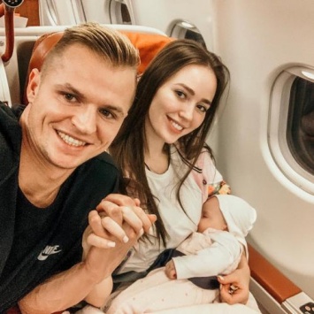 «Любовница угодила!»: 5-месячная дочь Дмитрия Тарасова растет копией отца - соцсеть