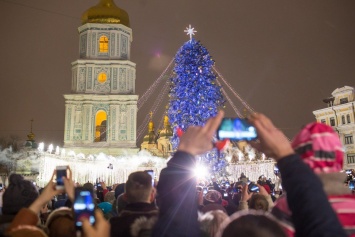 От Донецка до Киева. Шесть главных елок Украины на Новый год - 2019