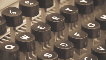 История клавиатуры: кто придумал расположение букв на современной раскладке