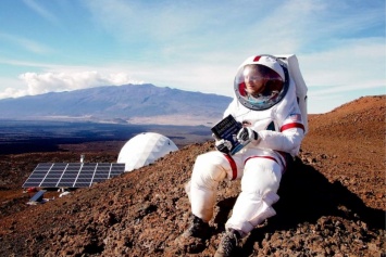 Марс на Земле: тренировочная база участников проекта «Марсианин» в кратере вулкана