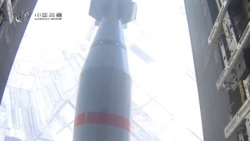 В Китае показали видео, как взрывается бомба, мощнее которой только атомное оружие