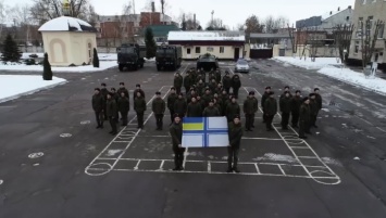 Нацгвардейцы Павлограда провели флешмоб в поддержку украинских моряков (ВИДЕО)