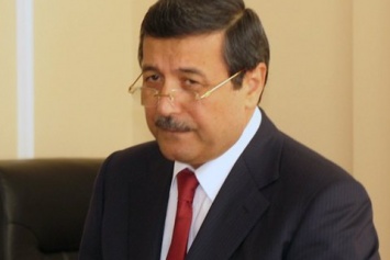 В Узбекистане начался суд над бывшим генпрокурором, обвиняемом во взятках и вымогательстве
