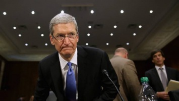 Министр торговли США не верит словам Тима Кука о причинах снижения продаж iPhone