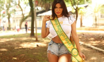Бразильская топ-модель набила имя Месси на пикантном месте