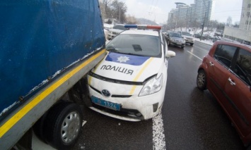 На патрульных, которые в Киеве врезались в "Газель", составили протокол, материалы отправят в суд