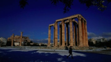 В Греции из-за снегопада не работают школы