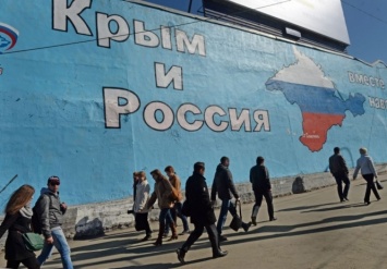 Россия накормила крымчан консервами с «сюрпризом»: «в составе не указывали», фото