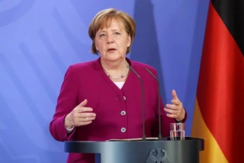 Хакерский скандал в Германии: в краже данных Меркель увидели ''русский след''