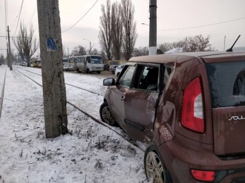 За сутки в Одессе произошло 12 аварий: есть пострадавшие