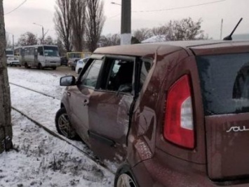 ДТП в Суворовском районе: из окна автомобиля вылетел ребенок